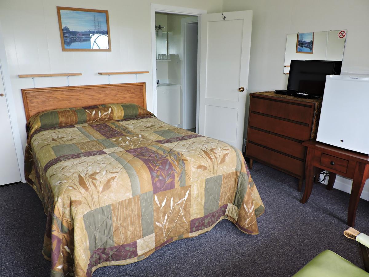 Basinview Motel Smiths Cove Kültér fotó